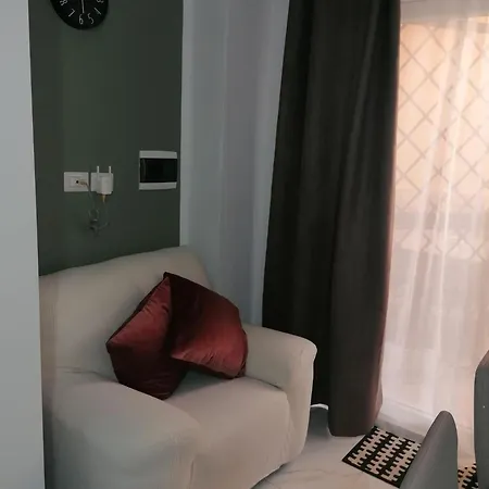 Aeroporto Orchidea Apartment *